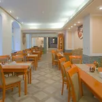 Hotel Wellness Praha 4*
