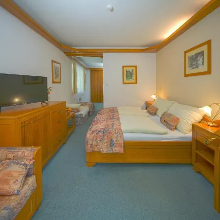Hotel Praha Hrensko