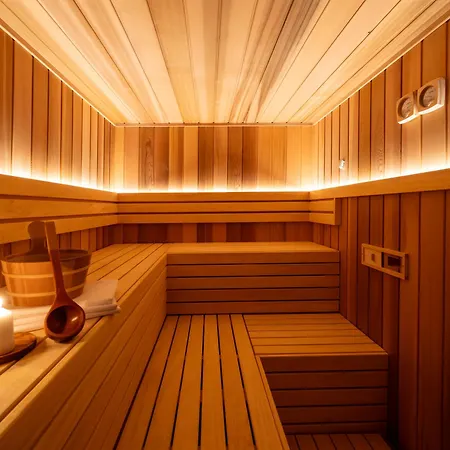 Wellness Praha 4*