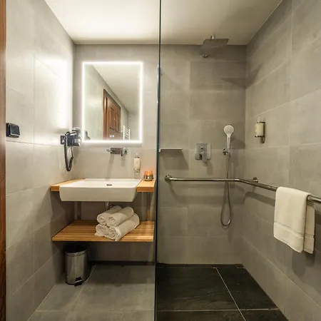 Wellness Praha 4*