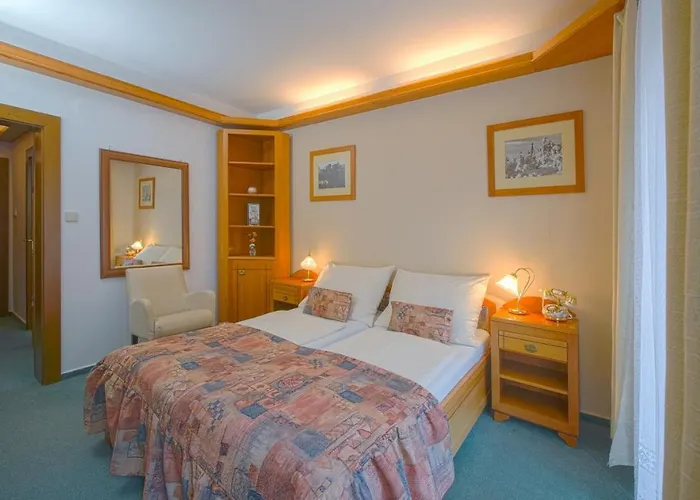 Hotel Praha Hřensko